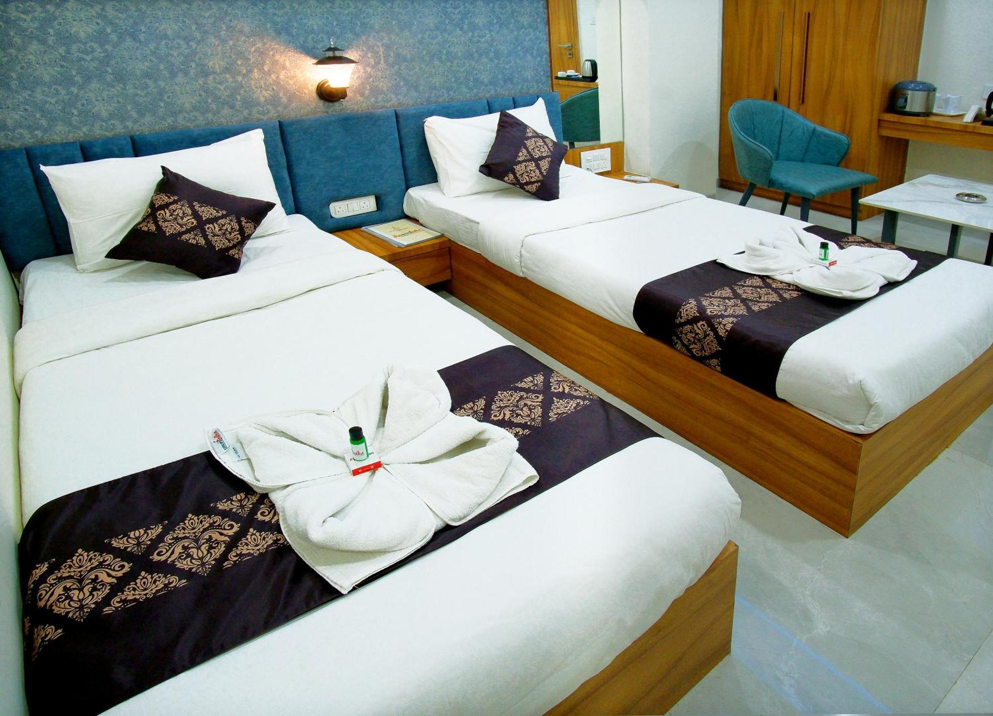 Hotel The Marion Nashik Ngoại thất bức ảnh
