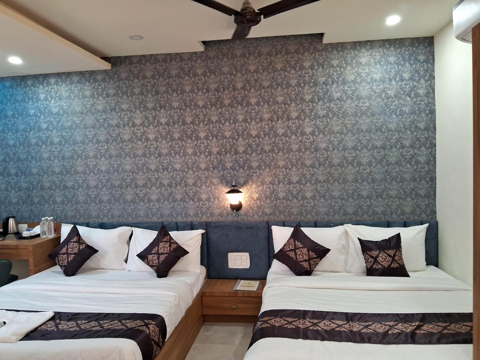 Hotel The Marion Nashik Ngoại thất bức ảnh